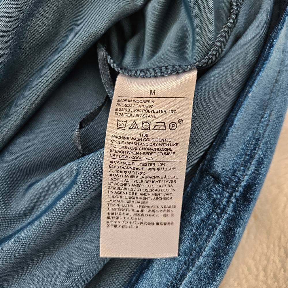 Banana Republic Teal Velvet Cowl Neck Tank Blouse ~M~ NWT! - Picture 7 of 7